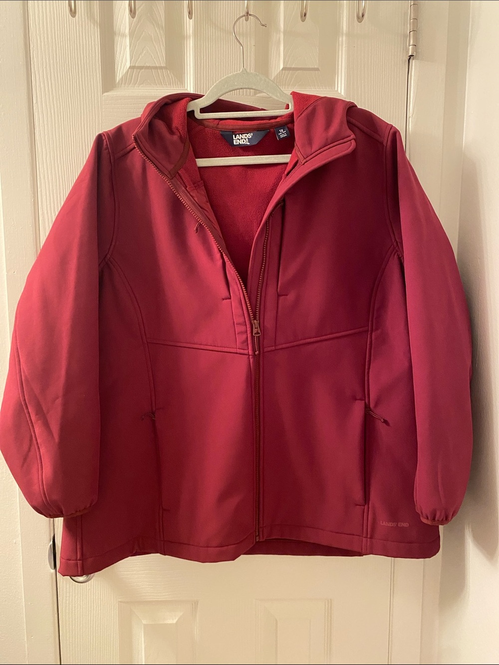 Lands' End Women's Red Hooded Softshell Jacket Size 1X